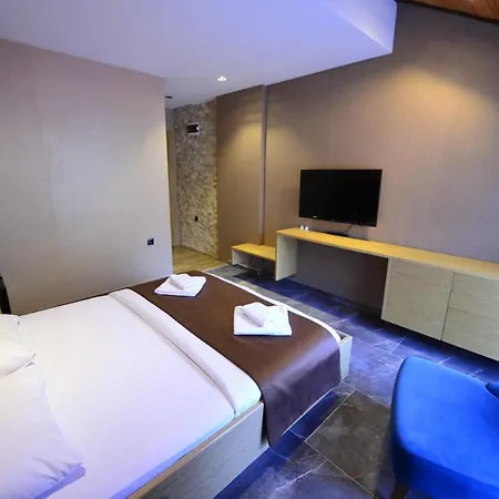 Hotel Inanlar Deluxe & 3*